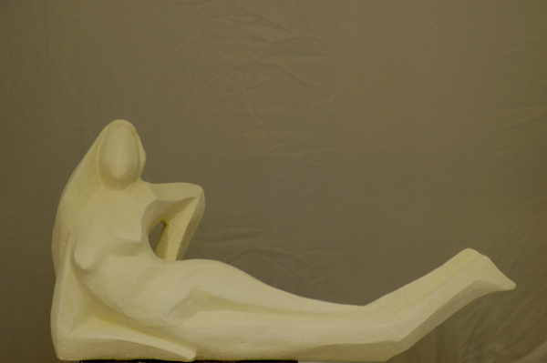 Nixe - Moderne Keramik Skulptur -  Bildhauer Eckhard Haas